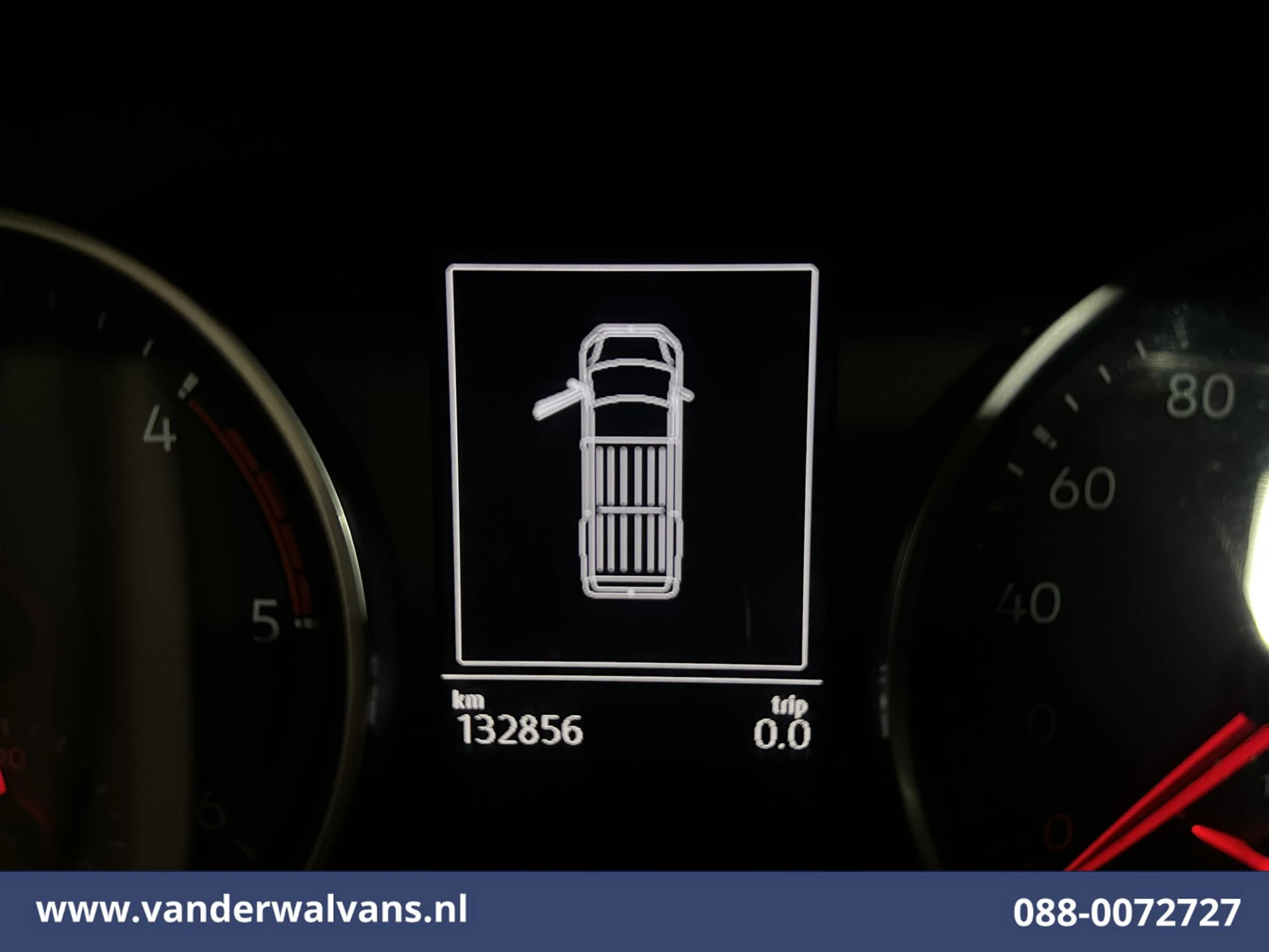 Volkswagen Crafter 2020 - 2.0 TDI 140pk L3H3 L2H2 Euro6 Airco | Camera | Apple Carplay | Cruisecontrol image 19