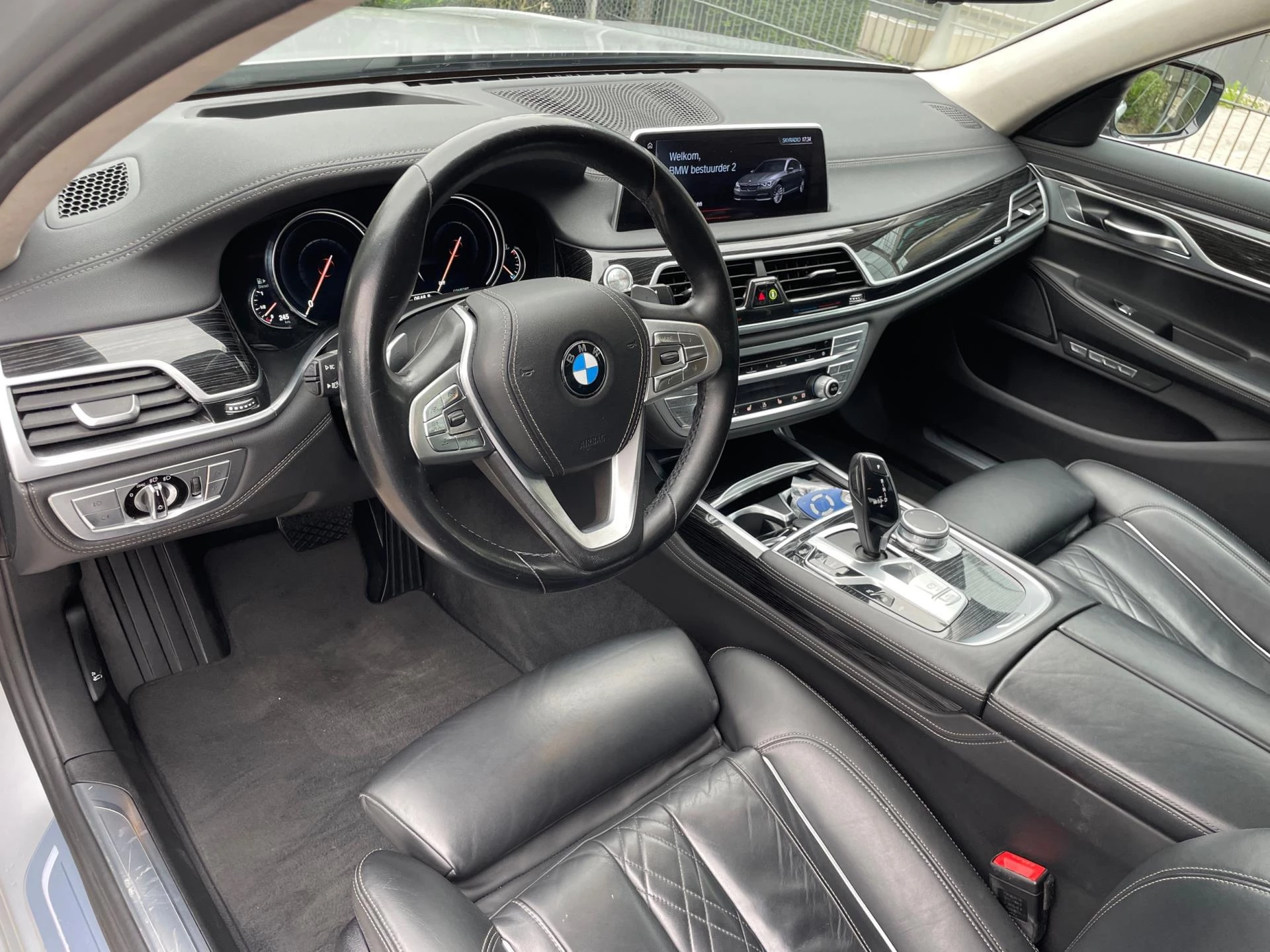 BMW 7 Serie 2016 - 740d xDrive High Executive aut ,schuifd./ trekhaak afbeelding 10