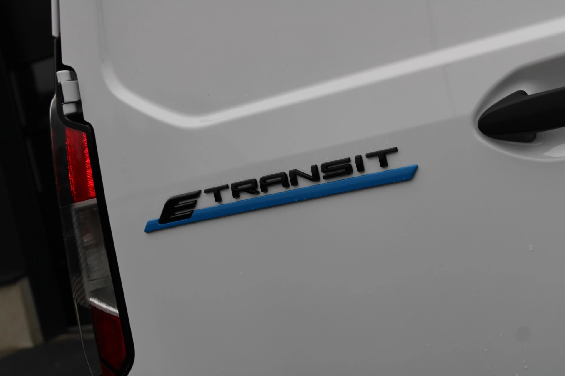 Ford E-Transit Courier 2026 - Trend 46 kWh 136pk - Stoel/Stuurverwarming - Camera - Cruise - Carplay/Android - Rijklaar Bild 41
