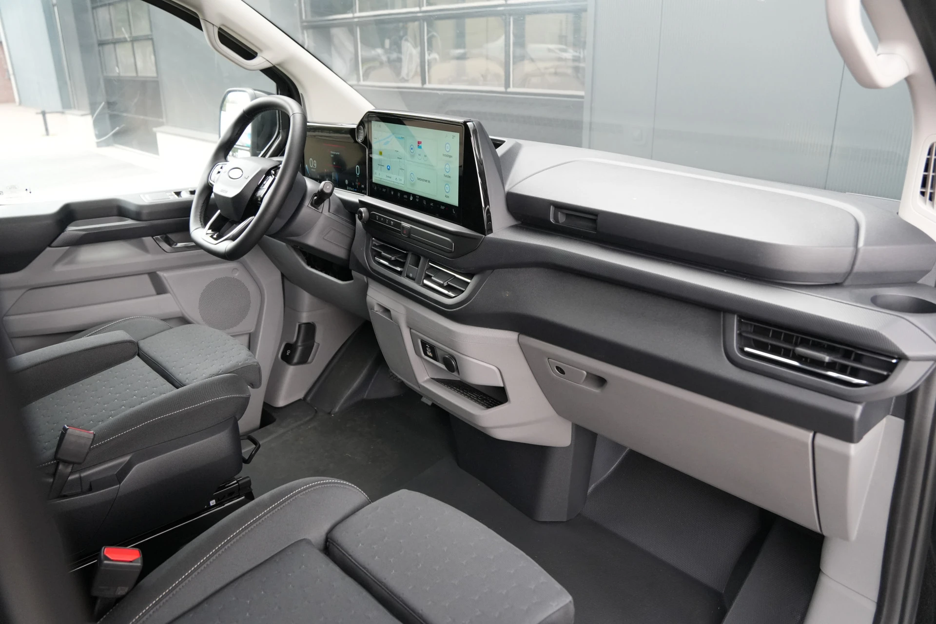 Ford Transit Custom 2025 - 320 2.0 TDCI L2H1 Limited 170pk - INCLUSIEF BPM - 2x Schuif - 1+1 Stoel - ACC - Blindspot - Stoel/stuurverwarming - Keyless - Rijklaar imagen 38