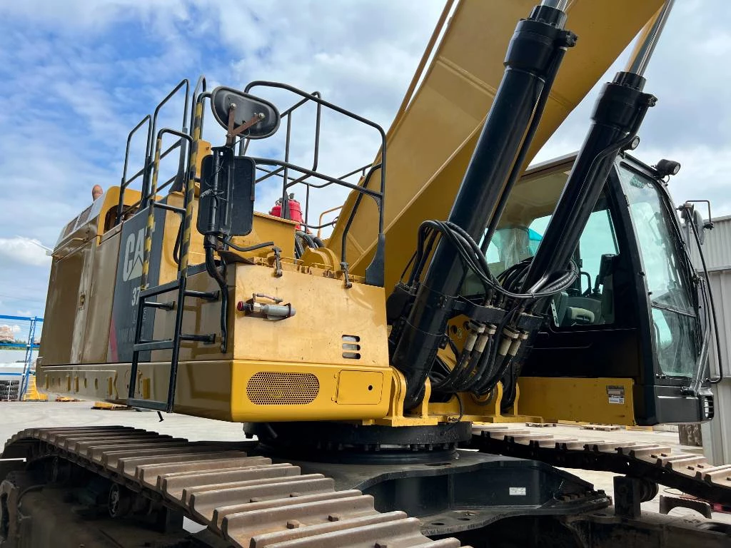 Cat 2014 - 374FL ME | U/C 70% immagine 44