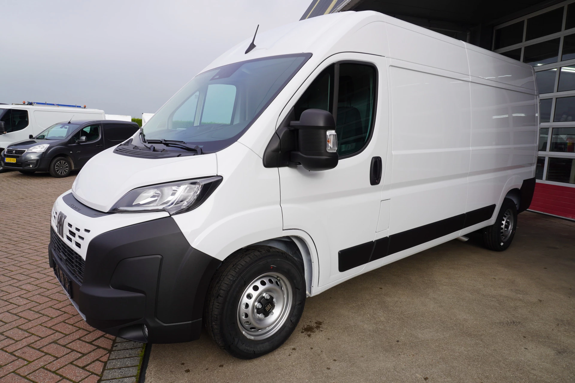 Fiat Ducato 2024 - 2.2 MultiJet 180PK S&S L3H2 Automaat image 9