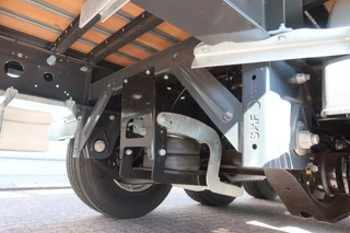 Wielton N/A 2025 - 3 Asser. Gesloten met Dhollandia klep 2500 kg Lift as. Price 44.950,-- euro netto. image 14