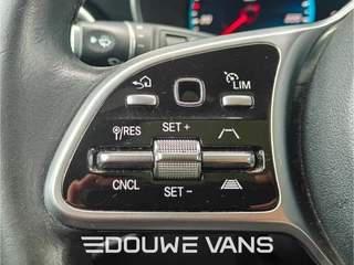 Mercedes-Benz GLC 2021 - 300e 4MATIC Panorama Luchtvering Trekhaak image 28