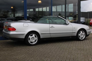 Mercedes-Benz CLK 1999 - Cabrio 230 K. 194pk Automaat Elegance HARDTOP <<NIEUWSTAAT>> TREKHAAK imagem 7