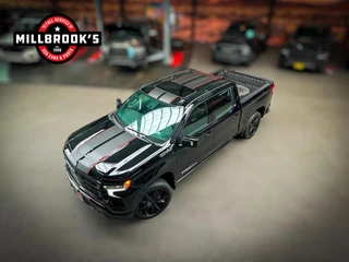 Chevrolet Silverado 2024 - High Country Black Edition 6.2 V8 420 PK obrazek 12