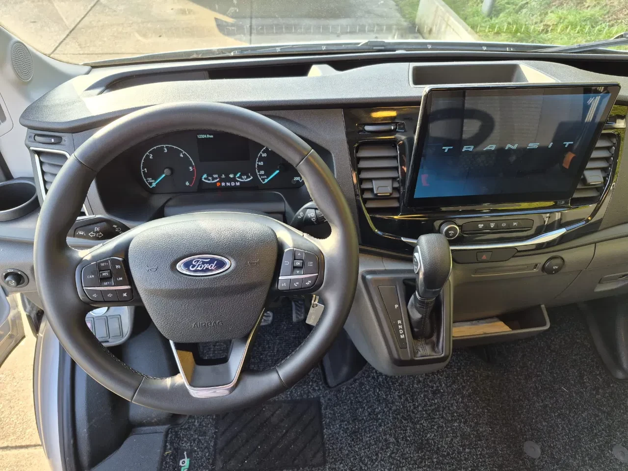 Ford Transit Bus 2024 - 350 L3H2 RWD (luchtremsysteem/vangmuil) изображение 9