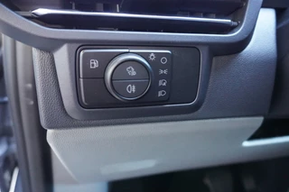 Ford Transit Custom 2026 - 340L 2.5 PHEV 233PK L2H1 Titanium X 8 Persoons PHEV Automaat obrazek 38