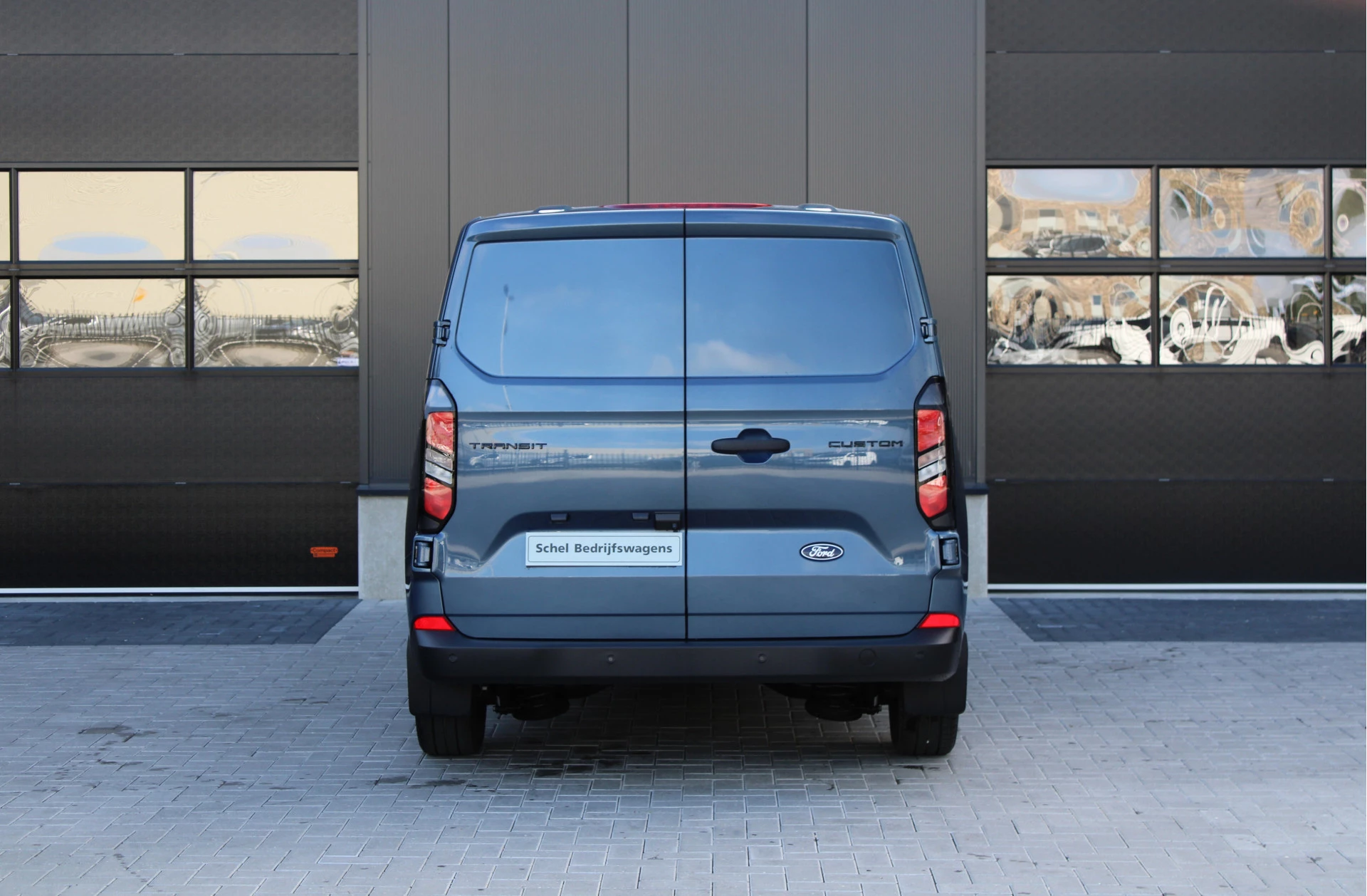 Ford Transit Custom 2024 - 320 2.0 TDCI L2H1 Trend 136pk - 2x Schuifdeur - Carplay - Android - Camera - Trekhaak - Stoelverwarming -70l tank - Rijklaar immagine 8