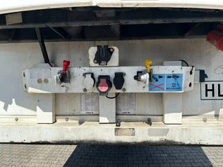 Schmitz Cargobull N/A 2016 - SKO 24/L CARRIER VECTOR 1550 D/E / DISCBRAKES / PALLETBOX / 265cm inside height obrazek 18