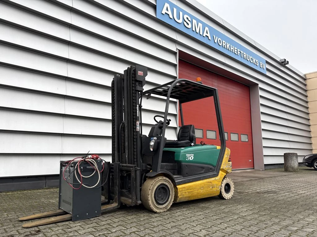 Komatsu 2008 - FB30H3R afbeelding 1