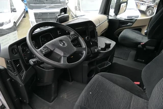 Mercedes-Benz Actros 2021 - 1945 | 2Tanks | 391956Km | 2021 | Tires 85% | 2Beds | Fridge | A/C | Automatic | Tuv/Mot/Apk 03-2025 | Belgium Truck obrazek 22