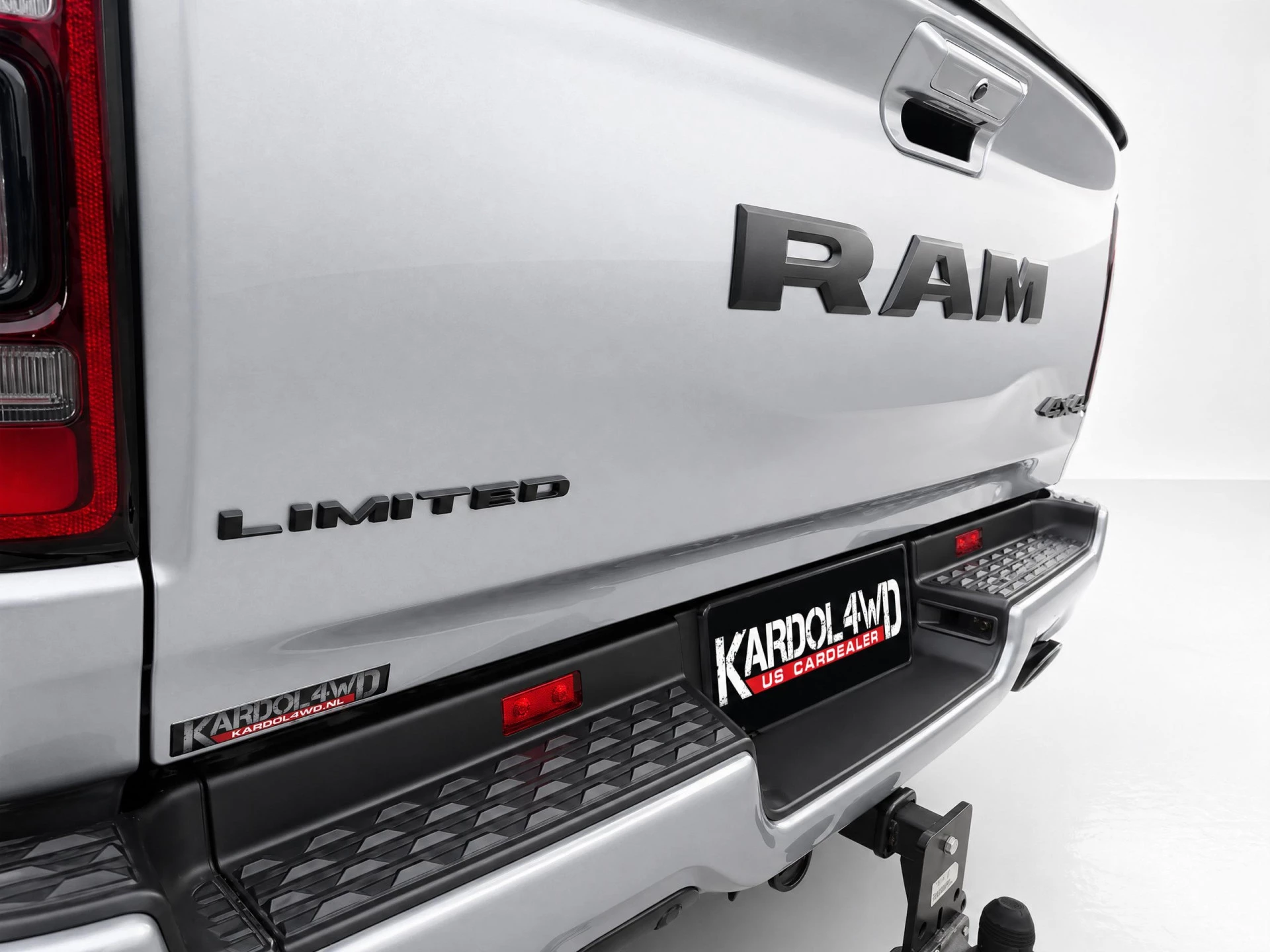 Dodge Ram 1500 2022 - 5.7 V8 4x4 Crew Cab Limited obrázek 14