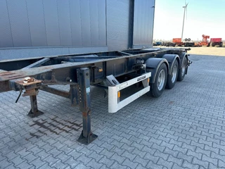 Van Hool N/A 2000 - 20FT/30FT ADR (EX/II, EX/III, FL, OX, AT) / SAF / drum / liftaxle / NL-Chassis image 18