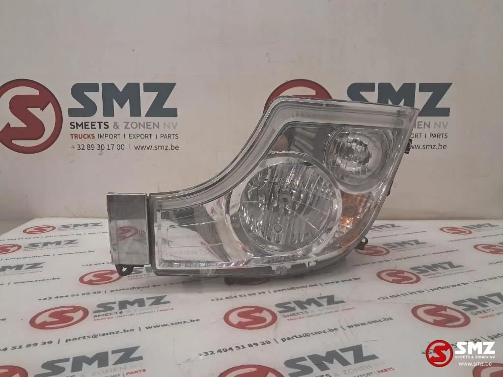 Mercedes-Benz 2022 - Occ koplamp links Mercedes image 1