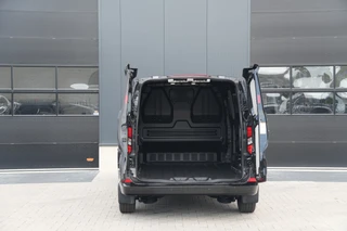 Ford Transit Custom 2025 - 320 2.0 TDCI L2H1 Limited 170pk - 1+1 Stoelopstelling - 2x Schuifdeur - Adaptive Cruise - Verwarmd stuur - Blind spot - Navigatie - Camera - Draadloos laden - Rijklaar image 8