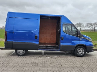 Iveco Daily 2022 - 35S18 imagem 14