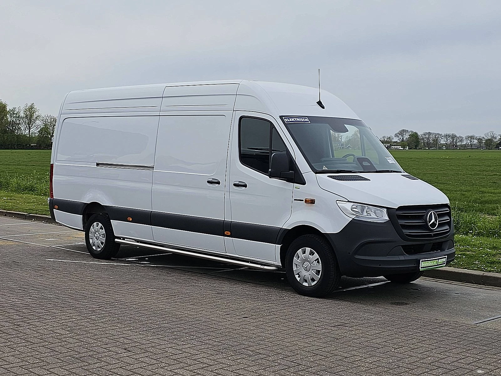 Mercedes-Benz eSprinter 2025 изображение 5
