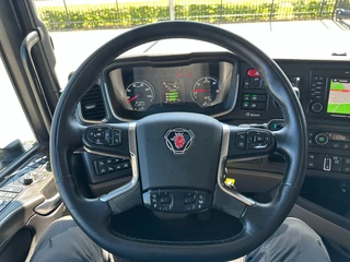 Scania S 2018 - S500 6x4 RETARDER / ontheffing 78 ton / NL-truck / APK: 09-2026 image 25