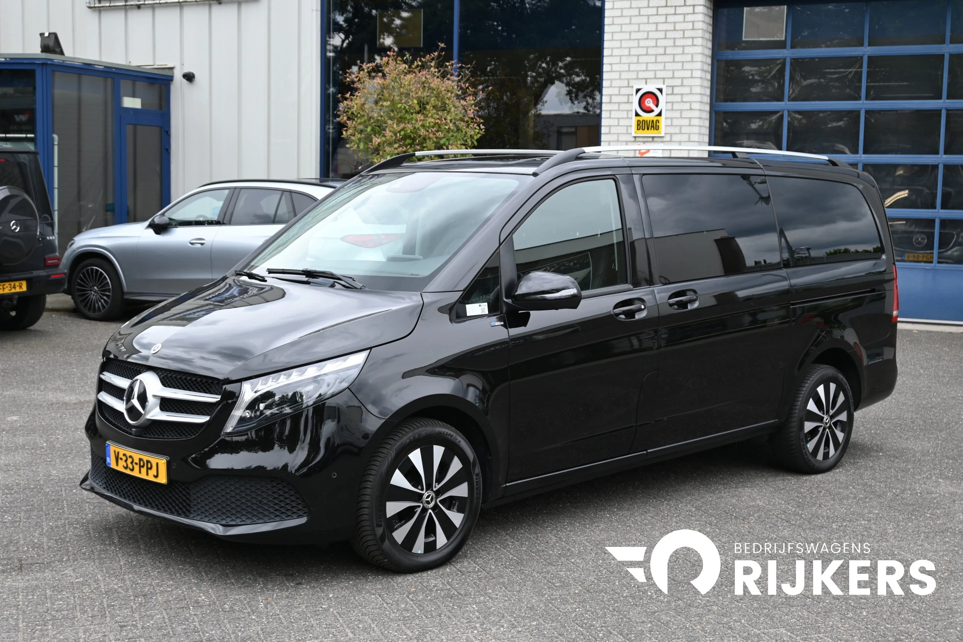 Mercedes-Benz V-Class 2024 - 250d L2 DC Bild 1