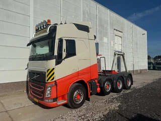 Volvo FH 2015 - 13.540 8X4, 150 TON, INTARDER, 566862 KM image 1