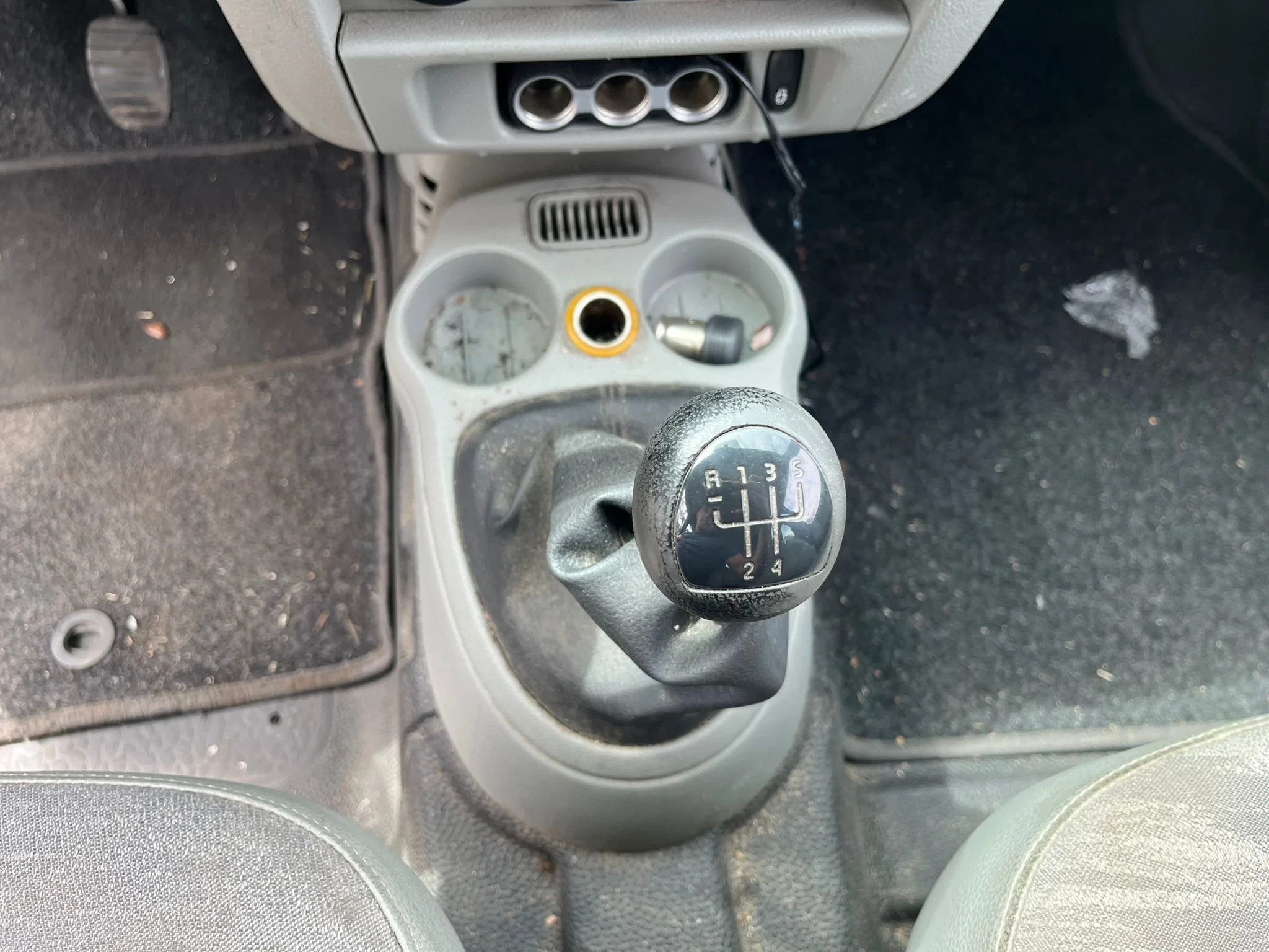 Renault Kangoo 2003 - MARGE-AUTO / ACHTERAS BESCHADIGD afbeelding 28