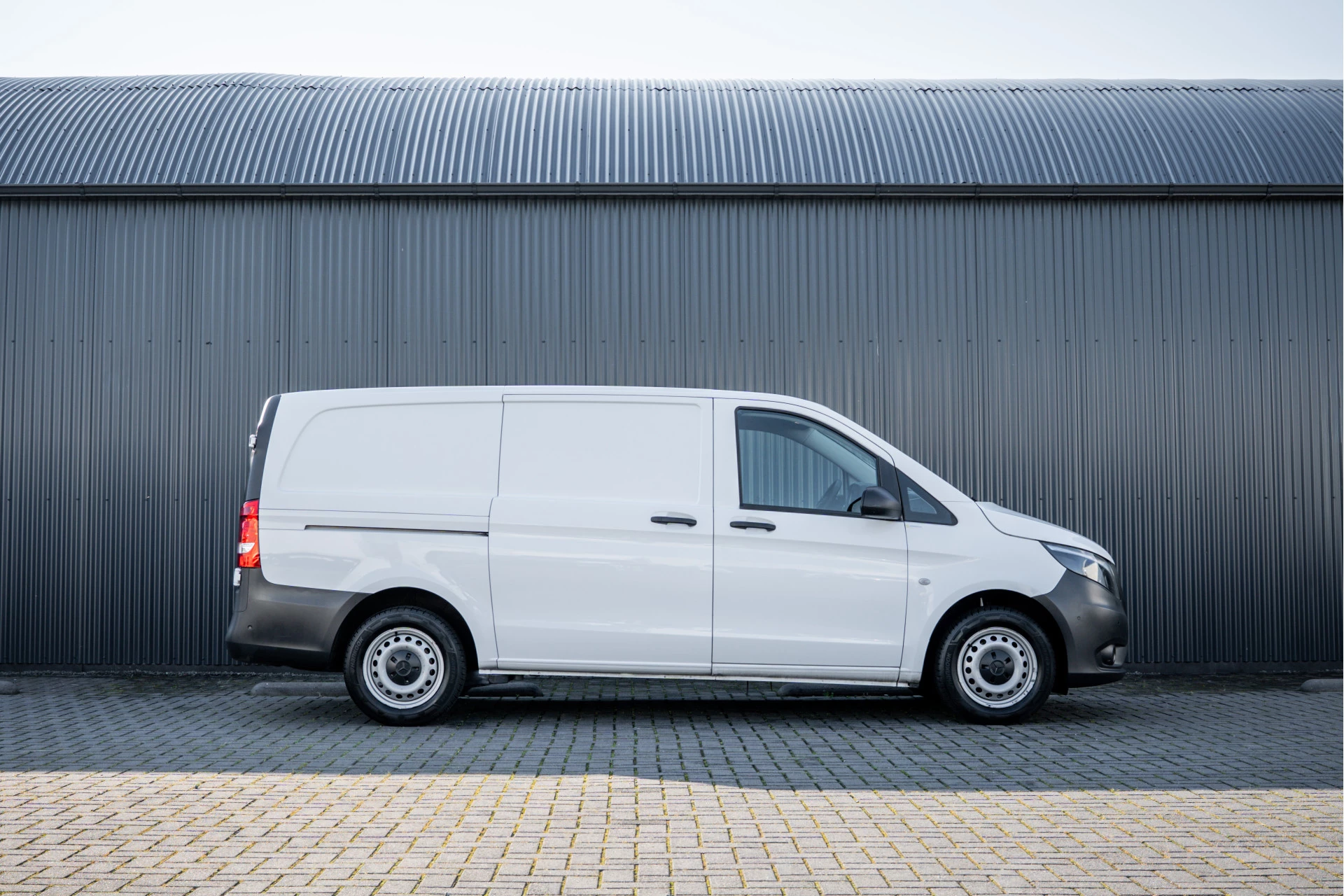 Mercedes-Benz Vito 2021 - 116 CDI L2H1 | 163 PK | Cruise | PDC | Airco | Trekhaak image 6