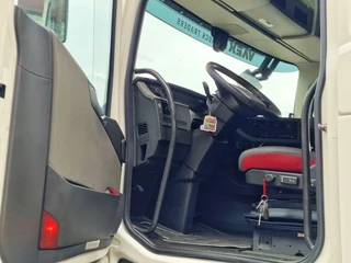 Volvo FH 2015 - 13.460 Globetrotter 6x2 - Ekeri box with sidedoors - Loadlift - Sliding roof - 560 WB imagen 11