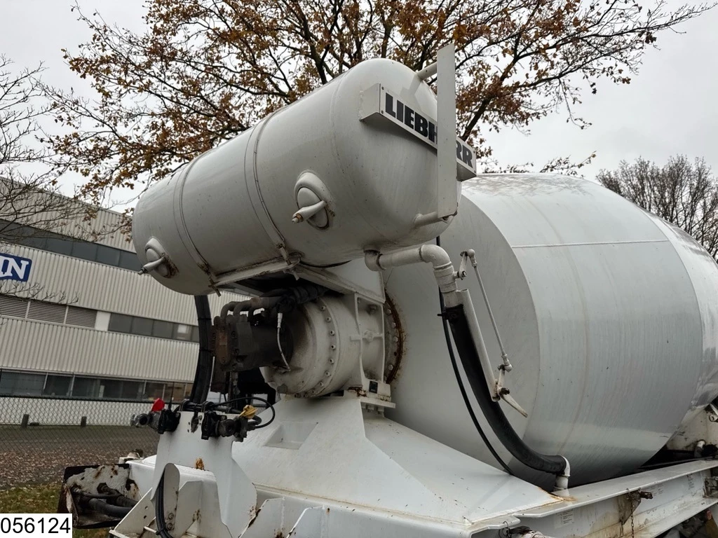 Liebherr 2012 - Betonmixer Liebherr 10m3 image 15
