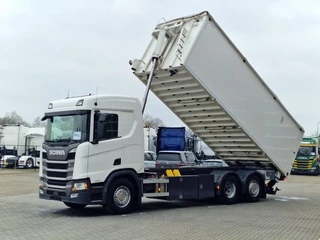Scania R 2017 - R500 NGS 6x2 - Food tipper 4 compartments - Loadlift - Compressor - Retarder - Full air obrazek 3