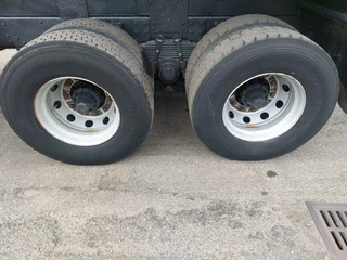 Scania N/A 1992 - 143-400 V8 6x4 obrazek 7
