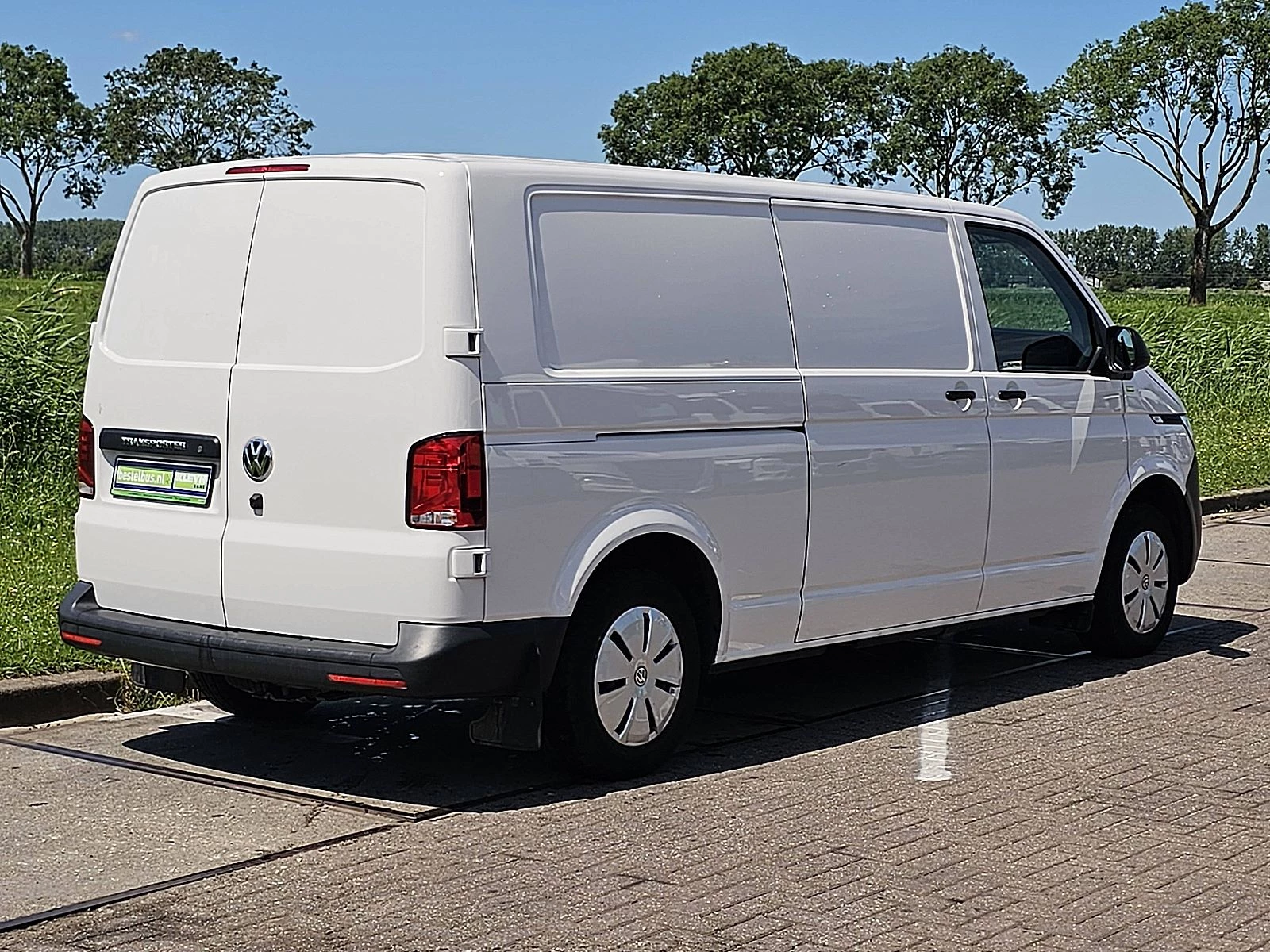 Volkswagen Transporter 2024 - 2.0 TDI изображение 3