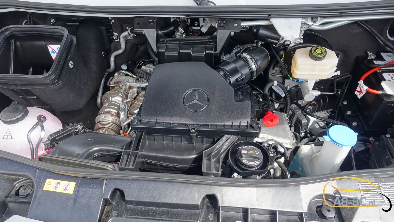 Mercedes-Benz Sprinter 2026 - Aveuro 519 CDI 21 seats EURO 6 obrázek 28
