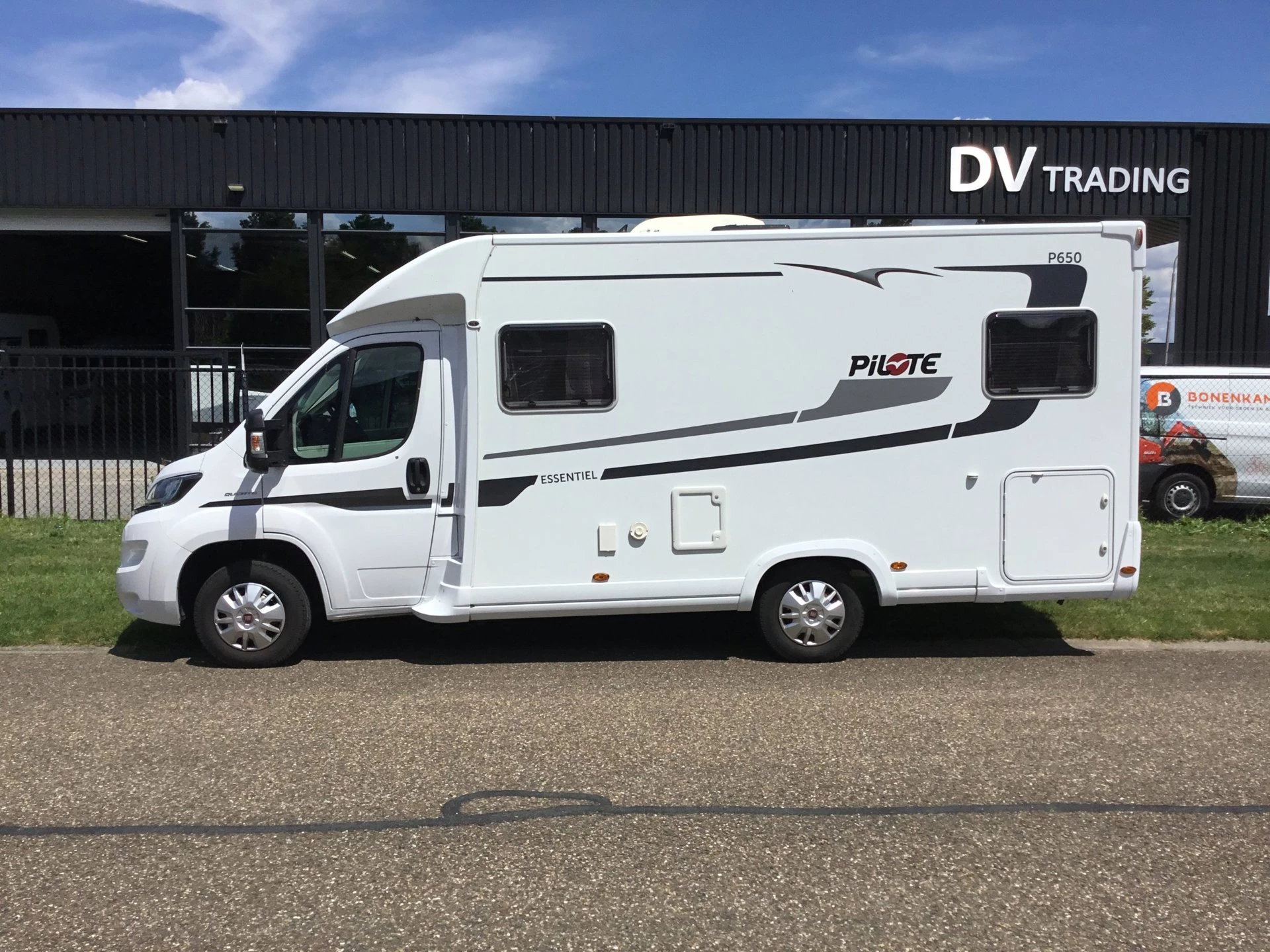 Pilote P650GJ 2019 - 2x airco enkele bedden afbeelding 3