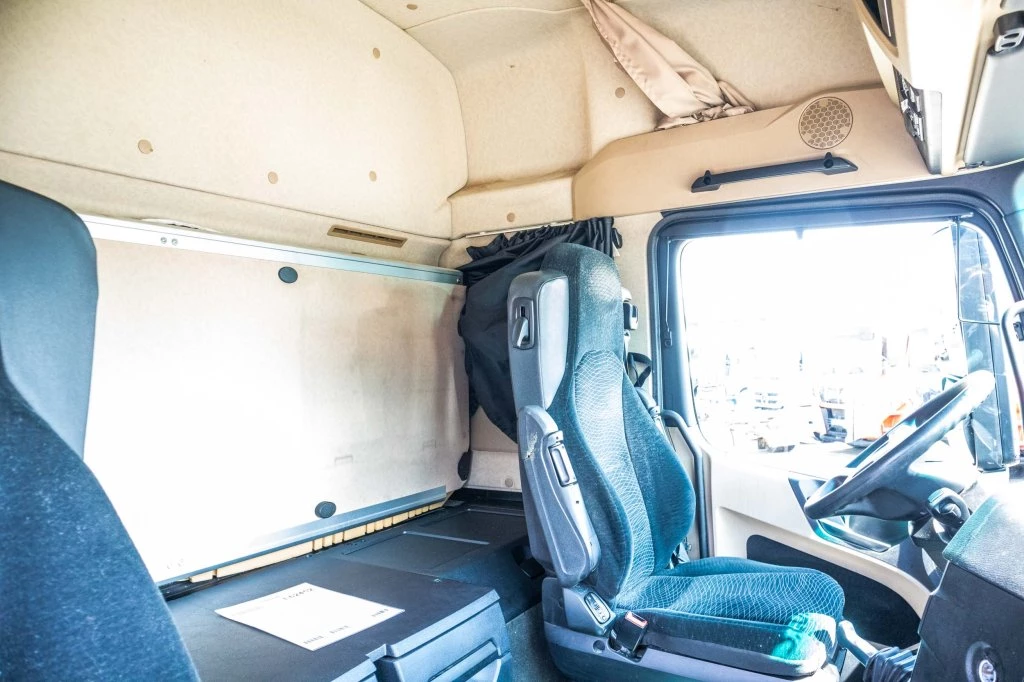 Mercedes-Benz Actros 2015 - 1848 LS image 10
