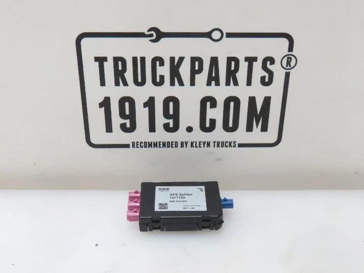 DAF - 1977760 GPS splitter DAF afbeelding 1