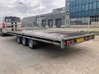 Hulco Medax 2012 - MEDAX-3 2 as Plateauwagen -3 3500 kg. image 5