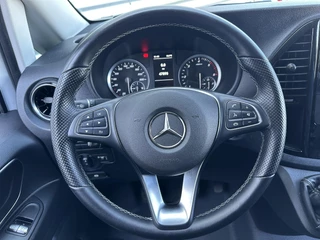 Mercedes-Benz Vito 2023 - 110 CDI L2 Airco Navigatie Parkeersensoren image 9