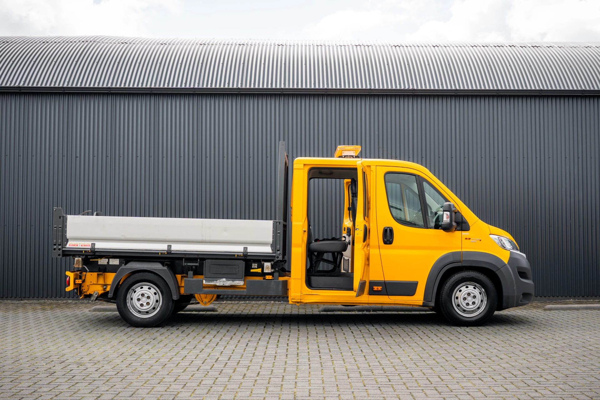 Fiat Ducato 2016 - 150 Multijet 2.3 L3H1 | 150 PK | 6-Zits | 3-Zijdige kipper | 1e Eigenaar | Airco | Trekhaak obrázek 10