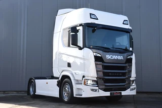 Scania R 2025 - R460 NGS 4x2 - SUPER - PTO - NEW TACHO - ONLY 36 TKM - RETARDER - PARK. AIRCO - PTO - 2 x FUEL TANKS - LED LIGHTS - LIKE NEW - afbeelding 2 miniatuur