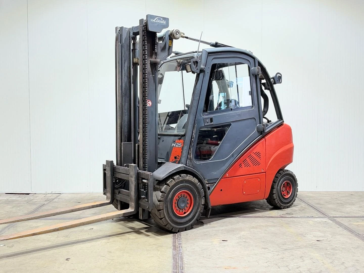 Linde H25D 2008 afbeelding 1