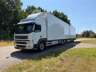 Volvo FM400 6X2 BAKWAGEN MET 2-ASSIGE WIPKAR DOORLAADSYSTEEM 2007 te koop