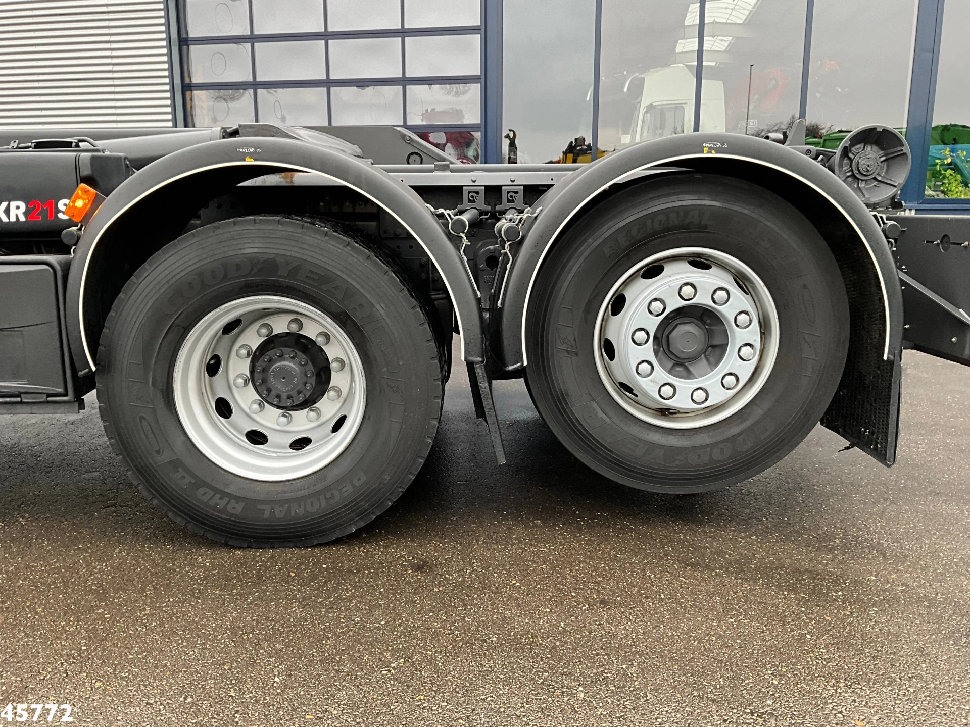 Volvo FE 300 Multilift 21 Ton haakarmsysteem Just 25.868 km! Like New! 2009 image 12