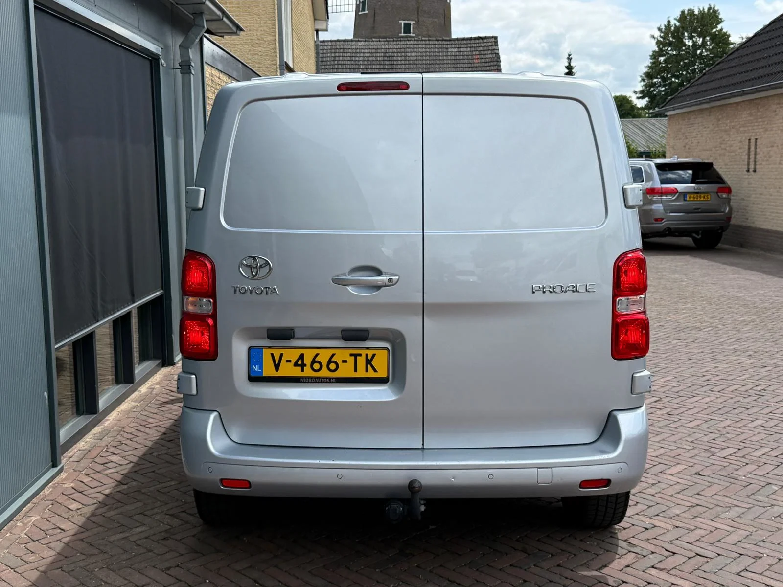Toyota ProAce 2018 - 2.0 D Professional 2x schuifdeur Trekhaak PDC Navi Clima NAP Half Leer afbeelding 6