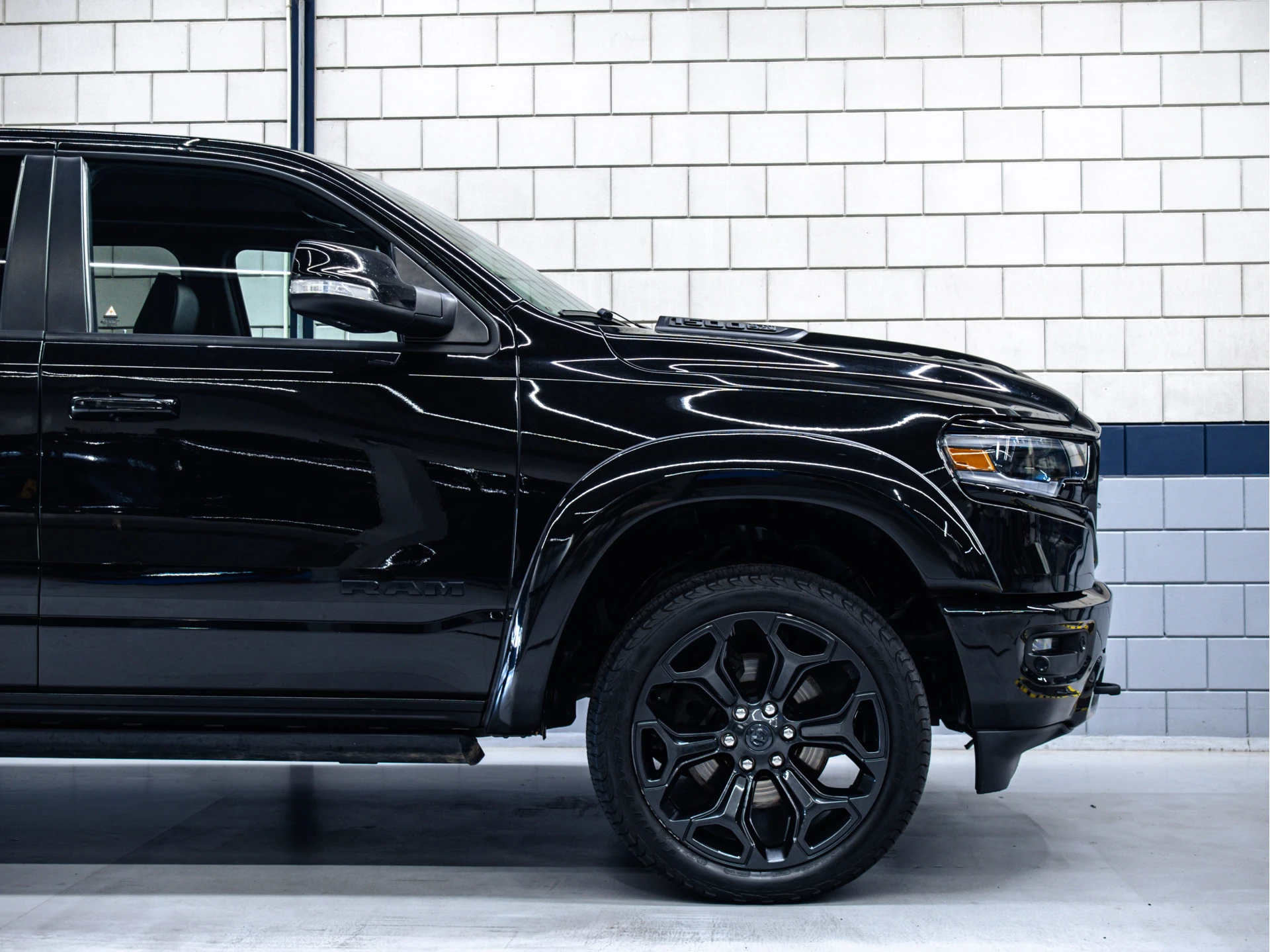Dodge Ram 1500 2023 - 5.7 V8 4x4 Crew Cab Limited afbeelding 7