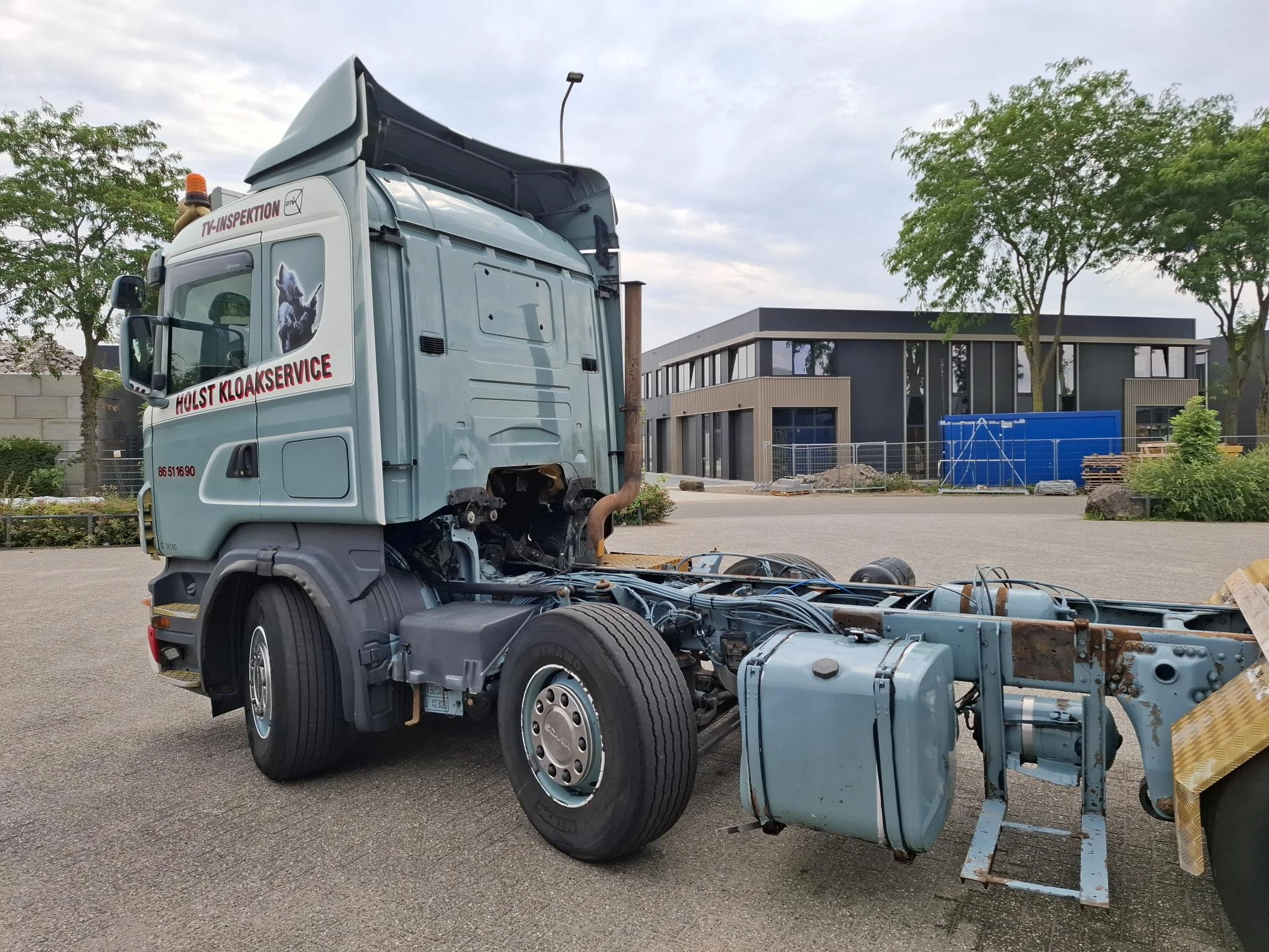 Scania R 2007 - R480 / 8X4 / INLINER / 441355 KM / FULL-AIR / 8TONS FRONT AXLE / FRIDGE / SEMI-AUTOMATIC / EURO-4 / 2006 afbeelding 8