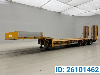 Castera 2020 - Low bed trailer* zu verkaufen