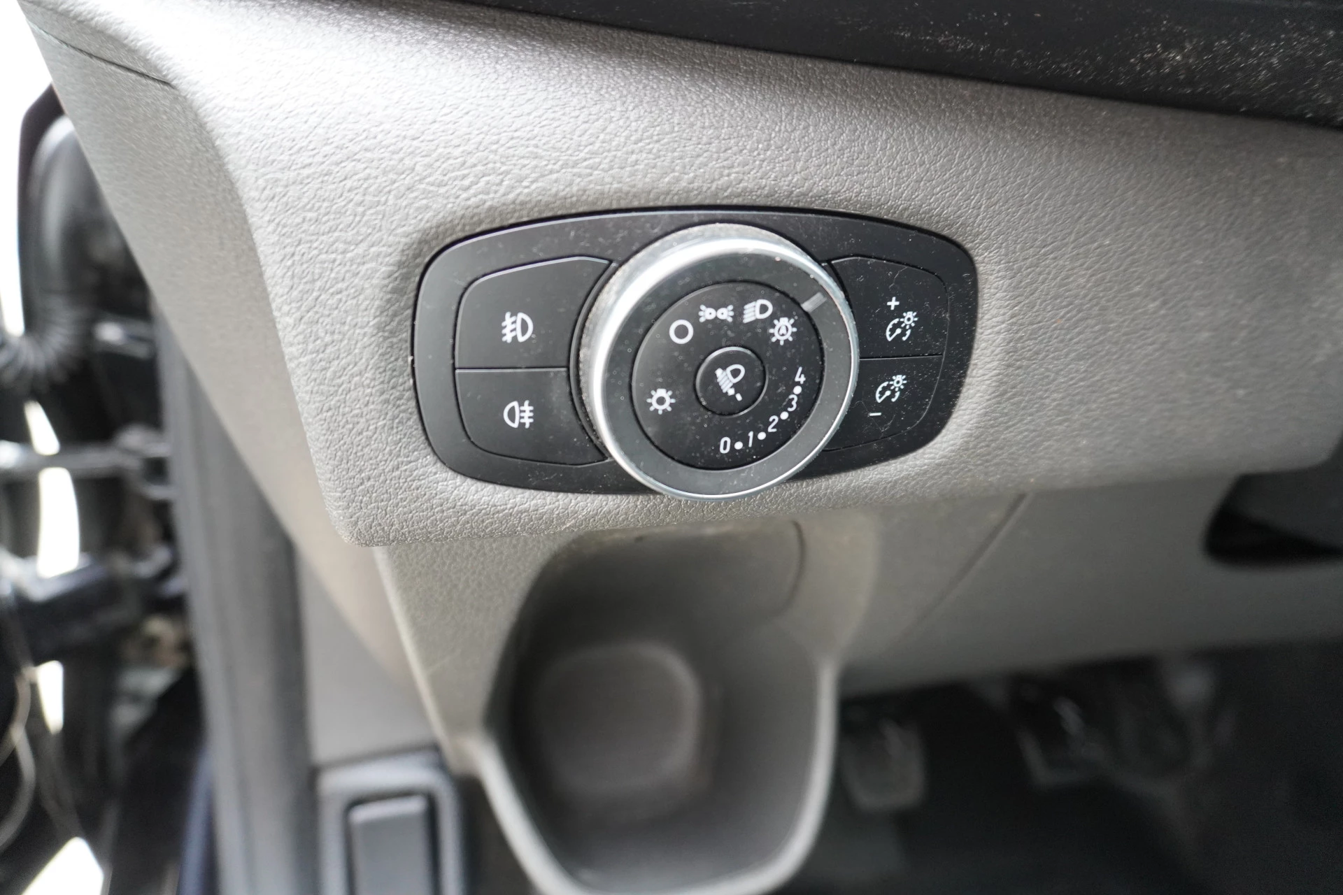 Ford Transit Custom 2022 - 320L 2.0 TDCI 185PK L2H1 Sport obrázek 19