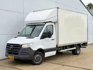 Mercedes-Benz Sprinter 2021 - 514 2.1 CDI Automaat Laadklep Bakwagen Dubbellucht Climate Control Cruise Control Apple Carplay Meubelbak Koffer for sale