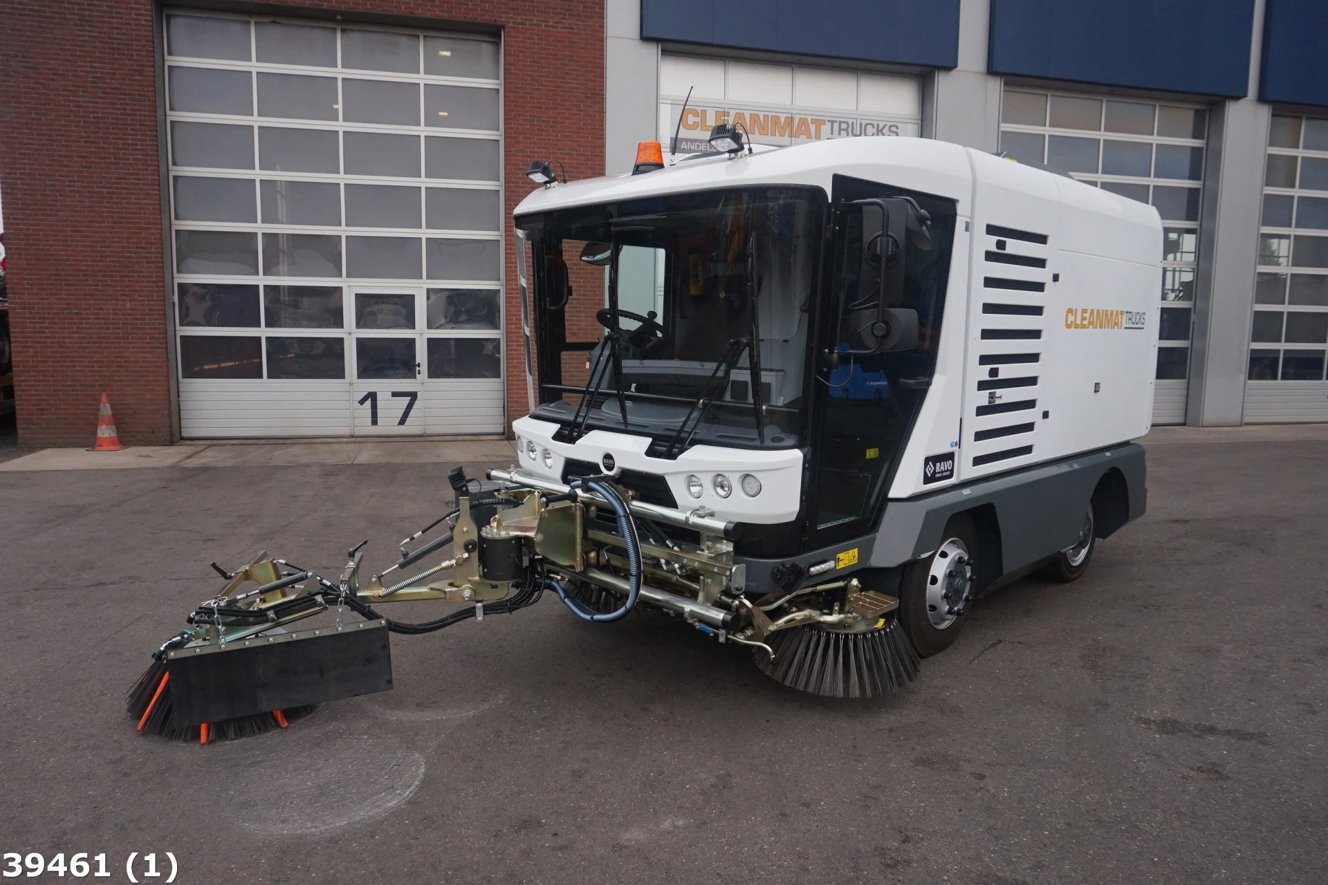 RAVO 540 STH met 3-de borstel 2019 afbeelding 1